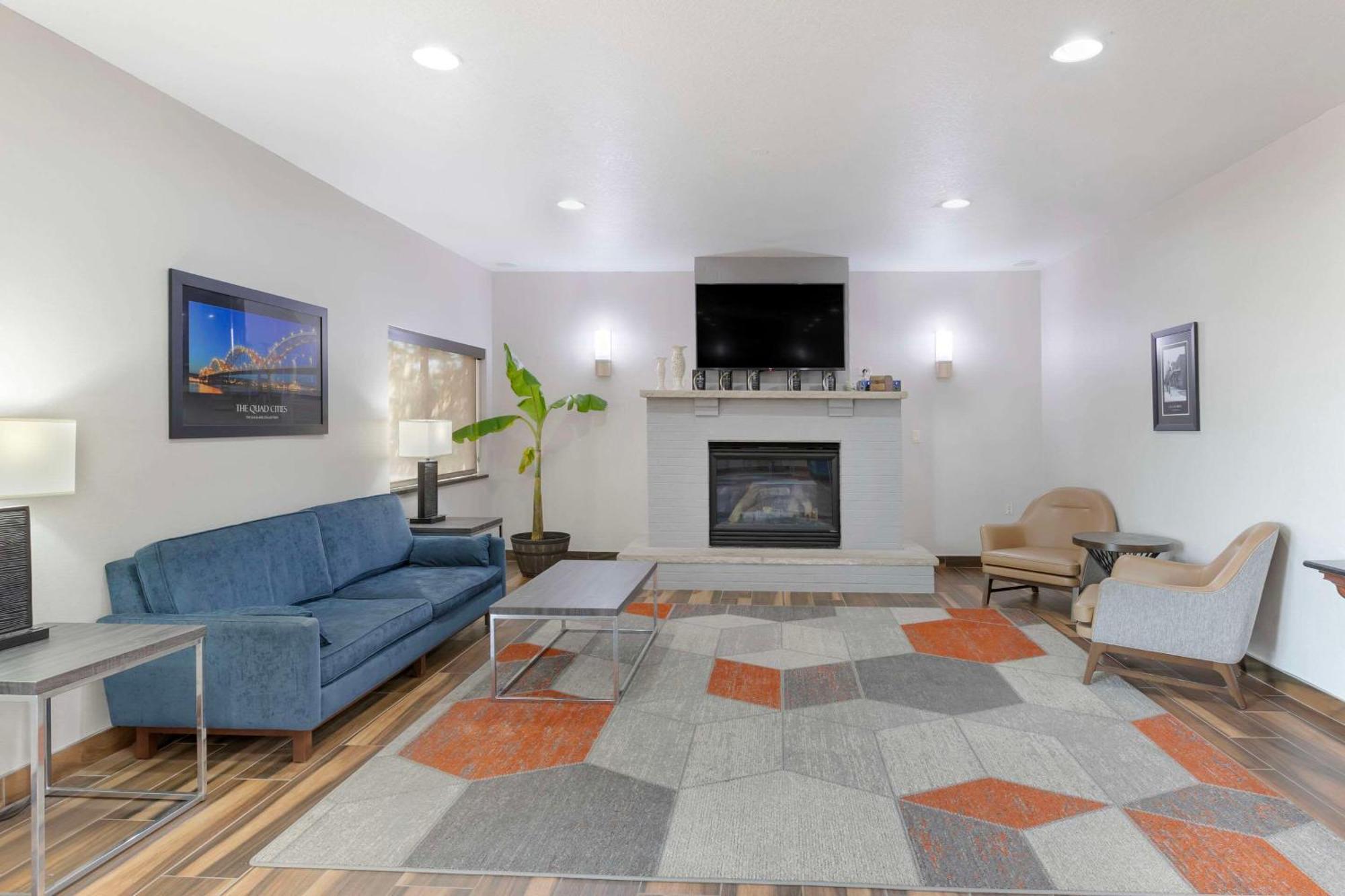 Comfort Inn & Suites Davenport - Quad Cities Bagian luar foto