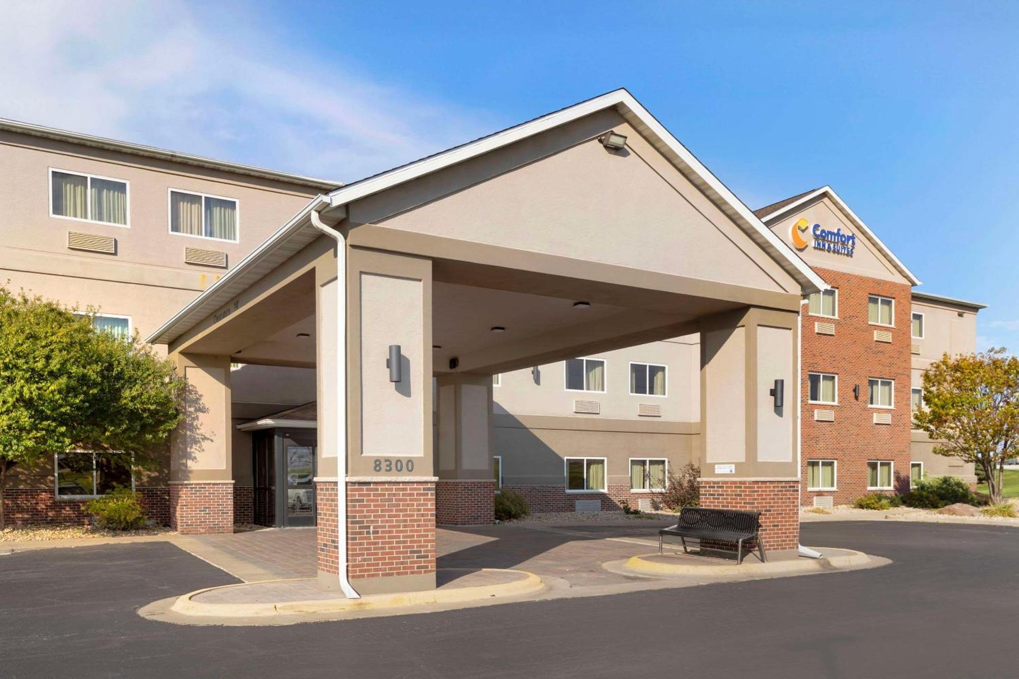 Comfort Inn & Suites Davenport - Quad Cities Bagian luar foto