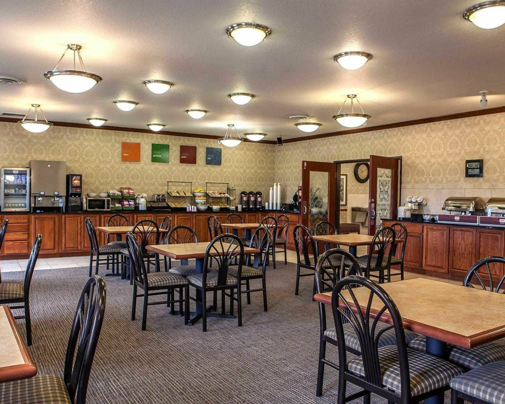 Comfort Inn & Suites Davenport - Quad Cities Bagian luar foto