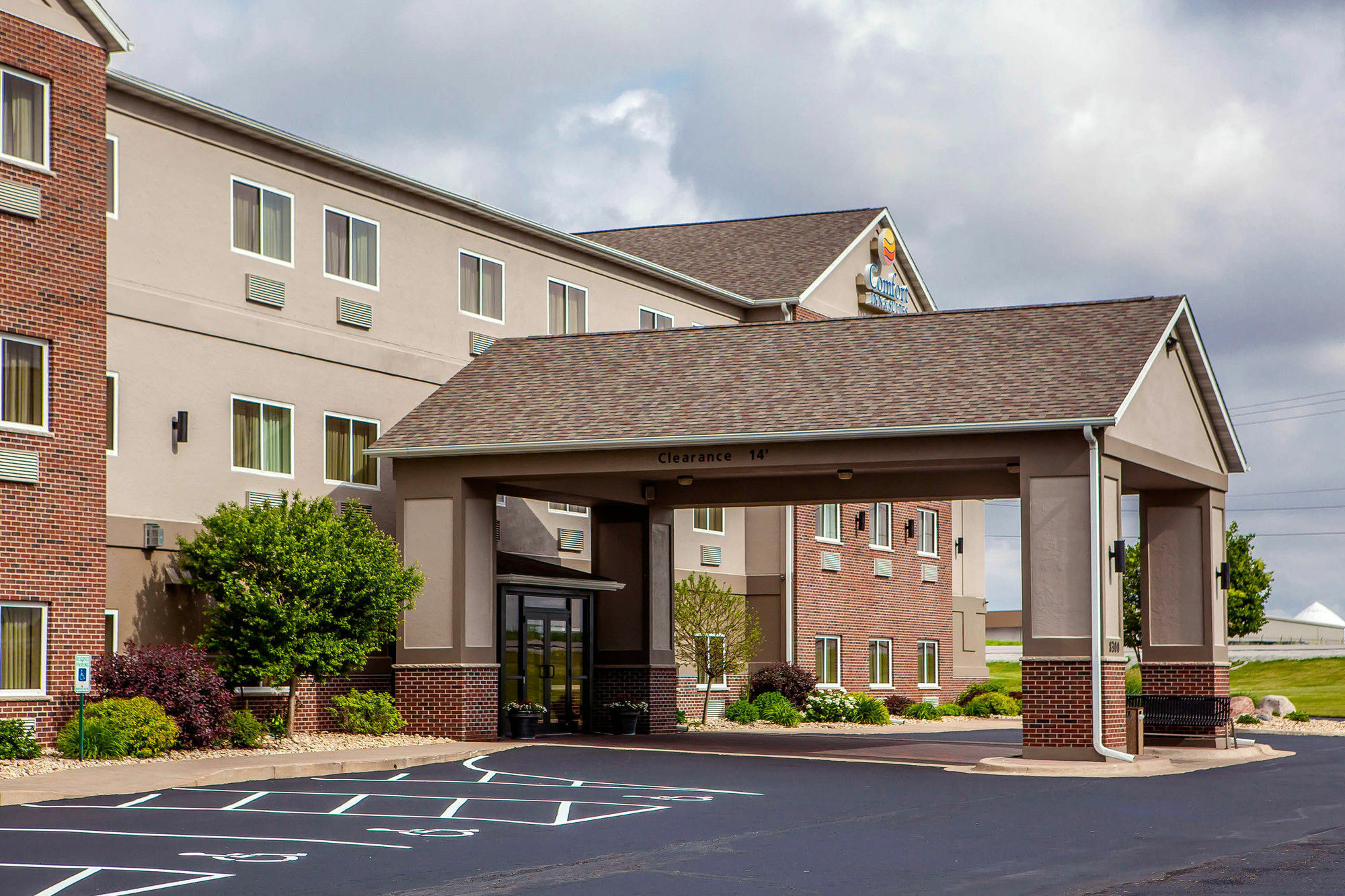 Comfort Inn & Suites Davenport - Quad Cities Bagian luar foto